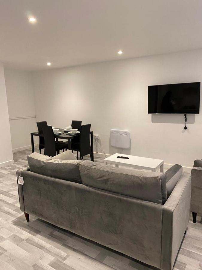 Suites By Rehoboth - Overcomers- Deptford Londra Exterior foto