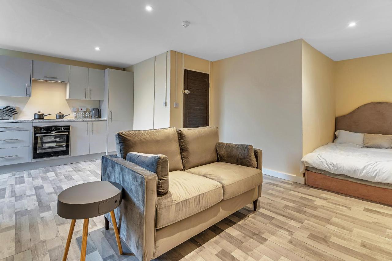 Suites By Rehoboth - Overcomers- Deptford Londra Exterior foto