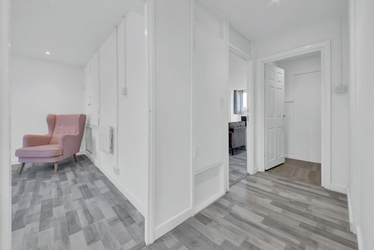 Suites By Rehoboth - Overcomers- Deptford Londra Exterior foto
