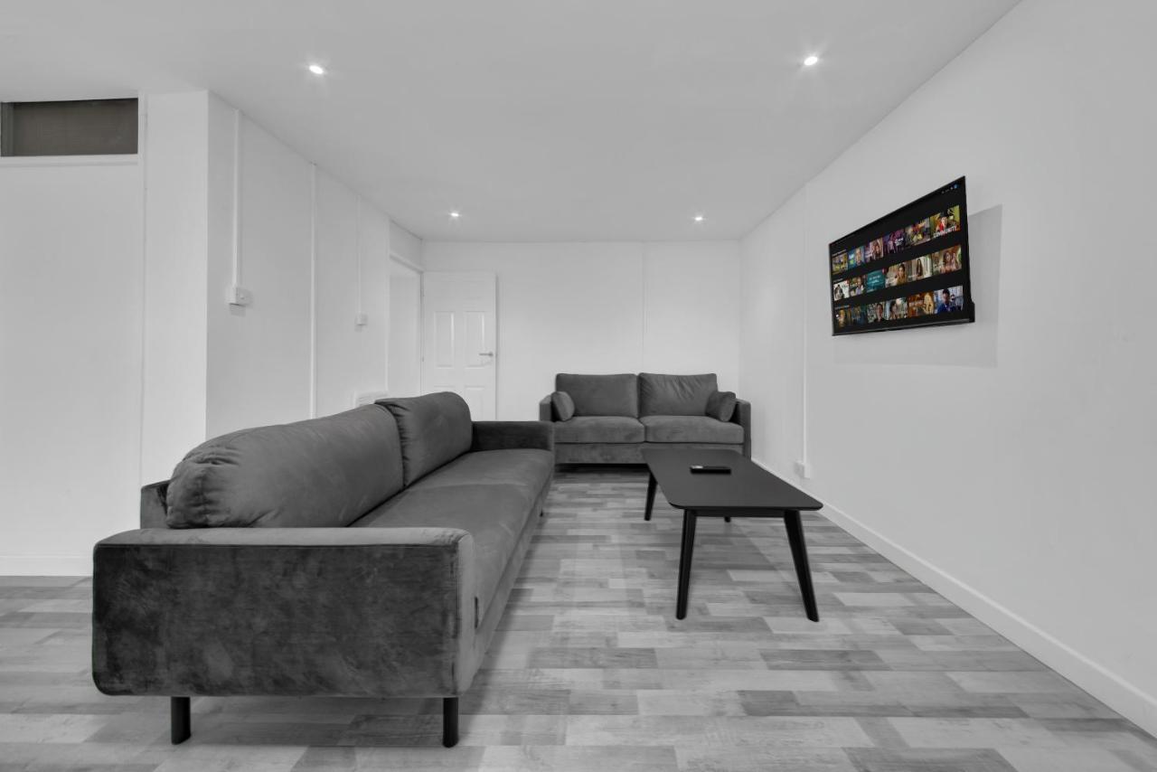 Suites By Rehoboth - Overcomers- Deptford Londra Exterior foto